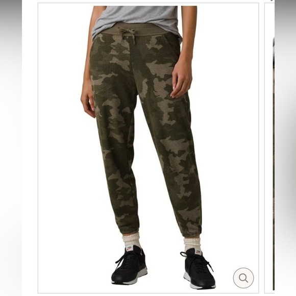 NWT Prana Camo Joggers - Picture 2 of 9